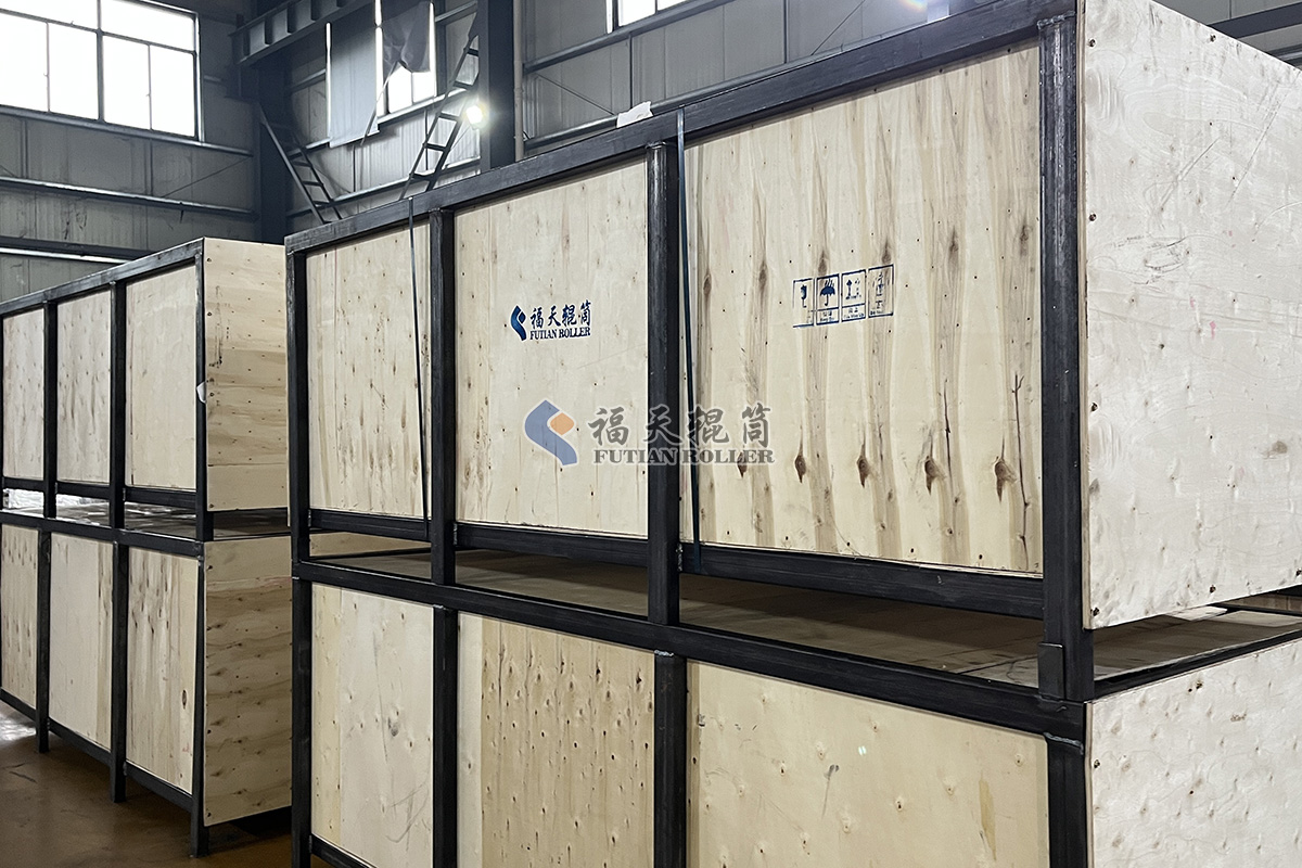 福天輥筒對包裝機械公司出貨一個集裝箱1.jpg