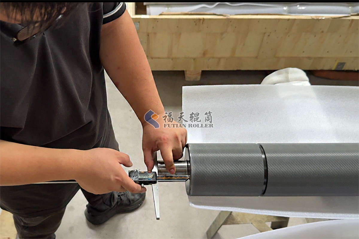 福天車間動態 | 滾花鋁輥質檢進行時