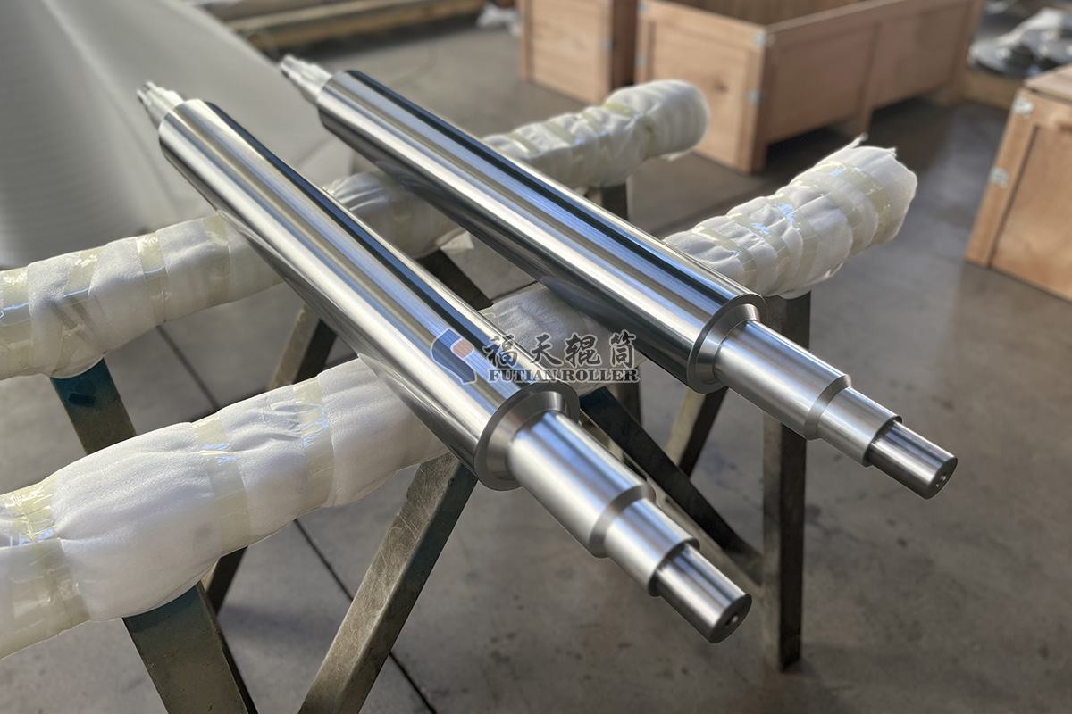 非標定制工業鋼輥軸打包發往上海